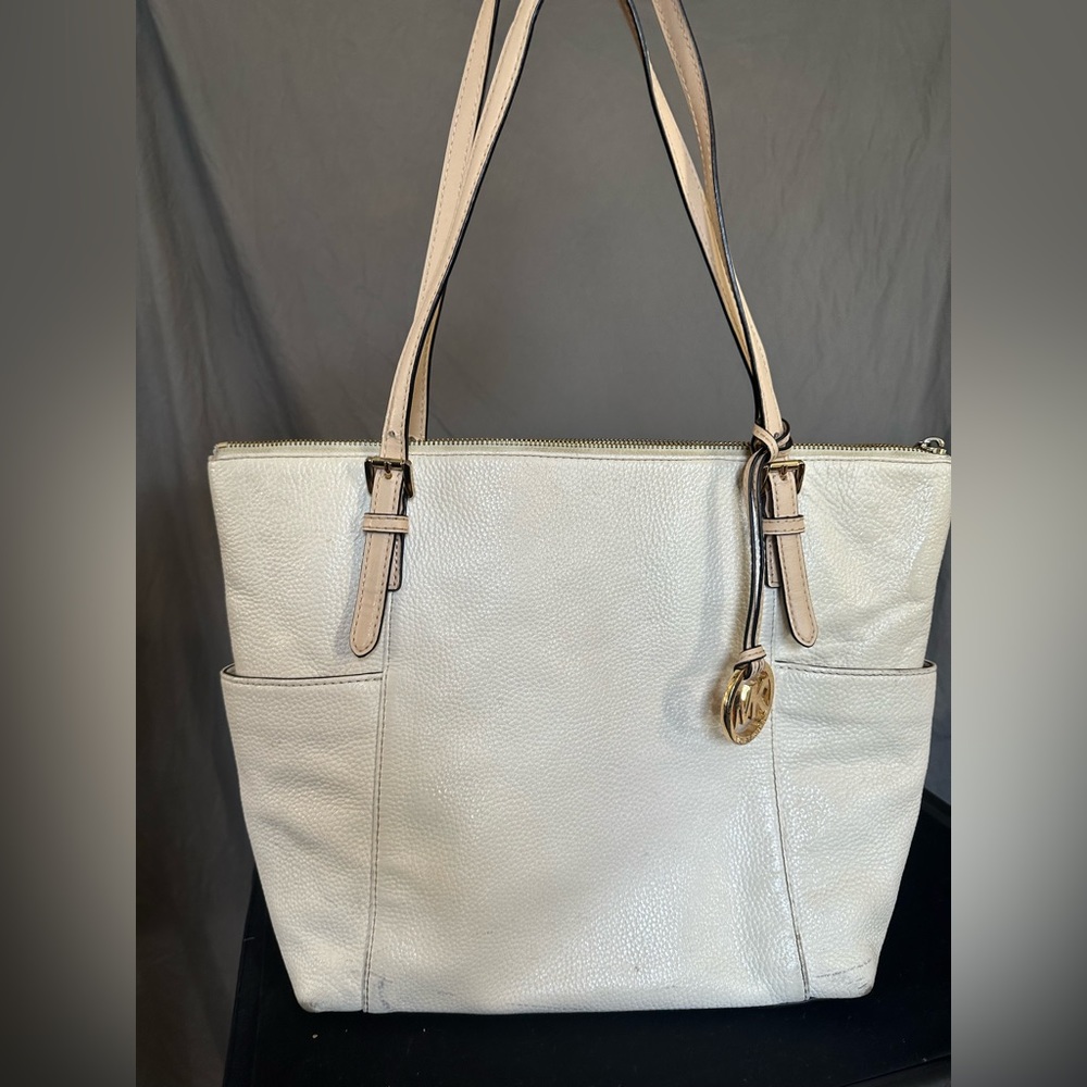 Michael Kors Creme Color Tote - Picture 1 of 10
